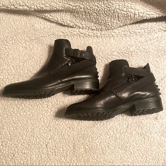 Dolce Vita Kinley Ankle Boot size 9 - Picture 5 of 6